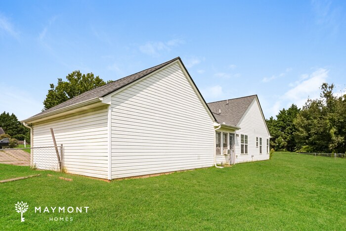 Building Photo - 1236 Clearwater Dr