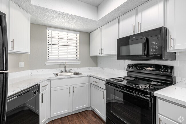 Copperfield Apartments - Kitchen - Copperfield Apartments