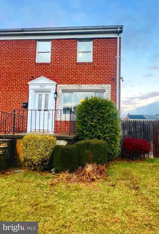 Building Photo - 747 Seawall Rd