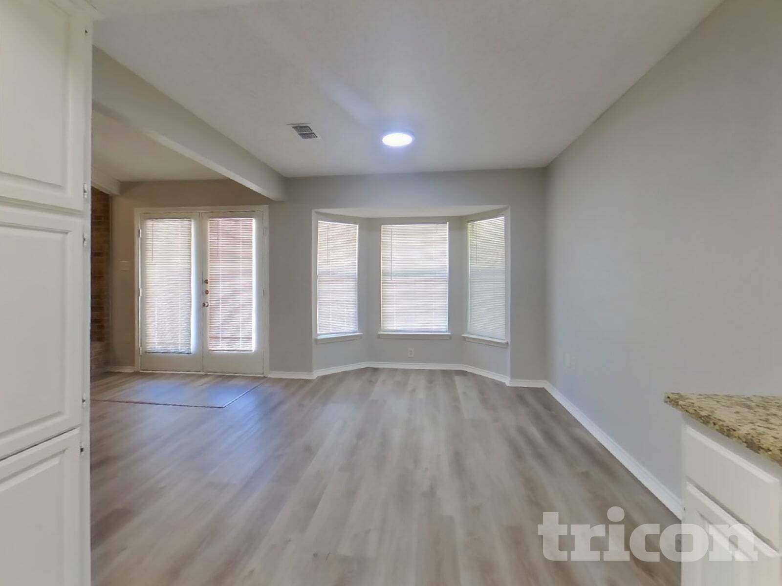 Building Photo - 934 Robinwood Dr