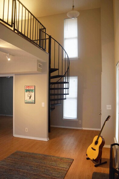 Building Photo - 951 Bresslyn Rd