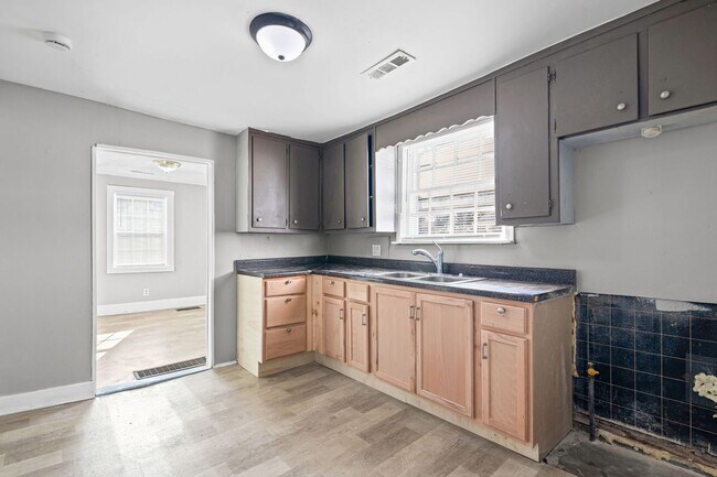 Building Photo - 1971 Detriot Avenue - For Rent $2000.00 3 bedrooms, 2 baths Off street parking