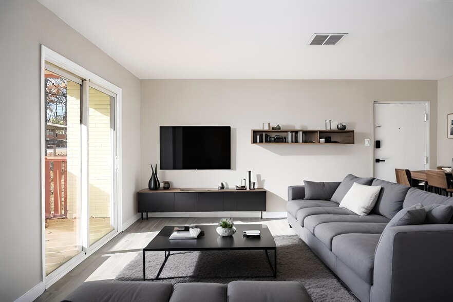 Building Photo - 3212 Summer Plz