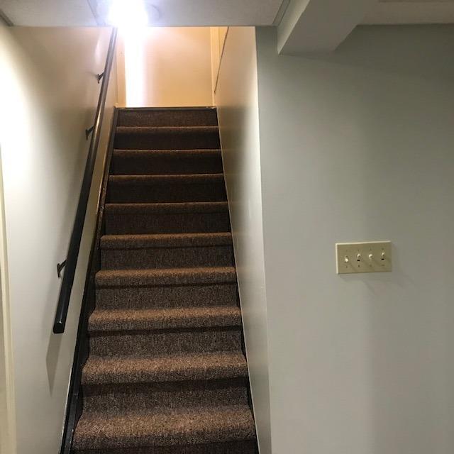 Building Photo - 2865 Burlington St