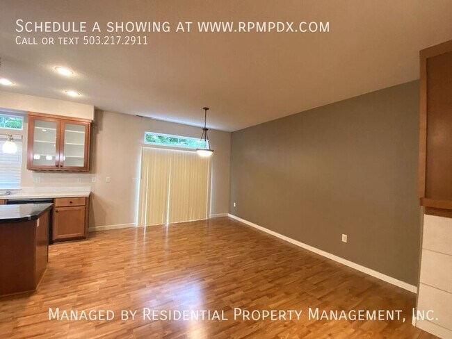 Building Photo - 2518 NW 1st Dr