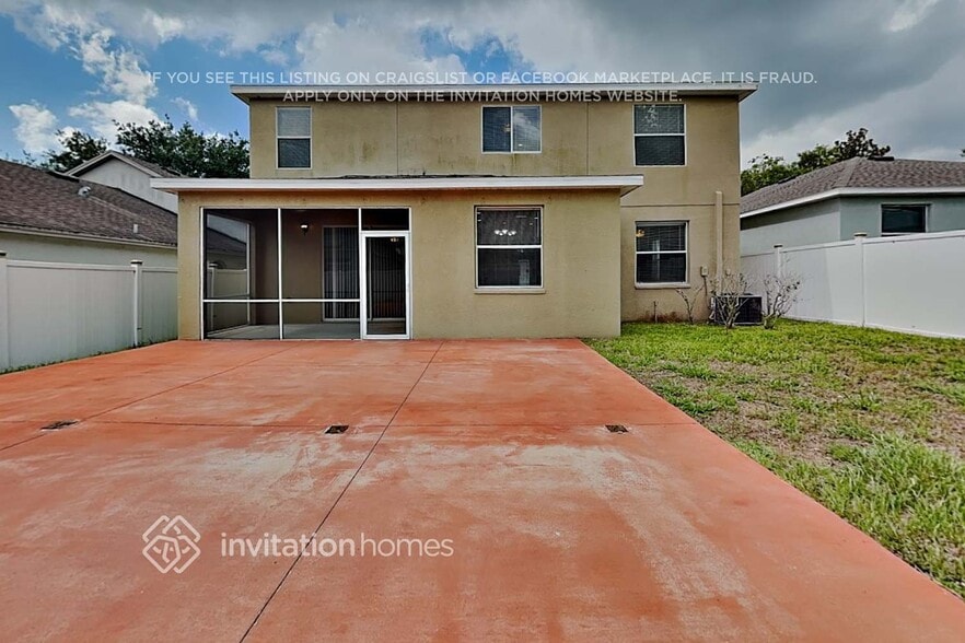 Building Photo - 414 Thicket Crest Rd
