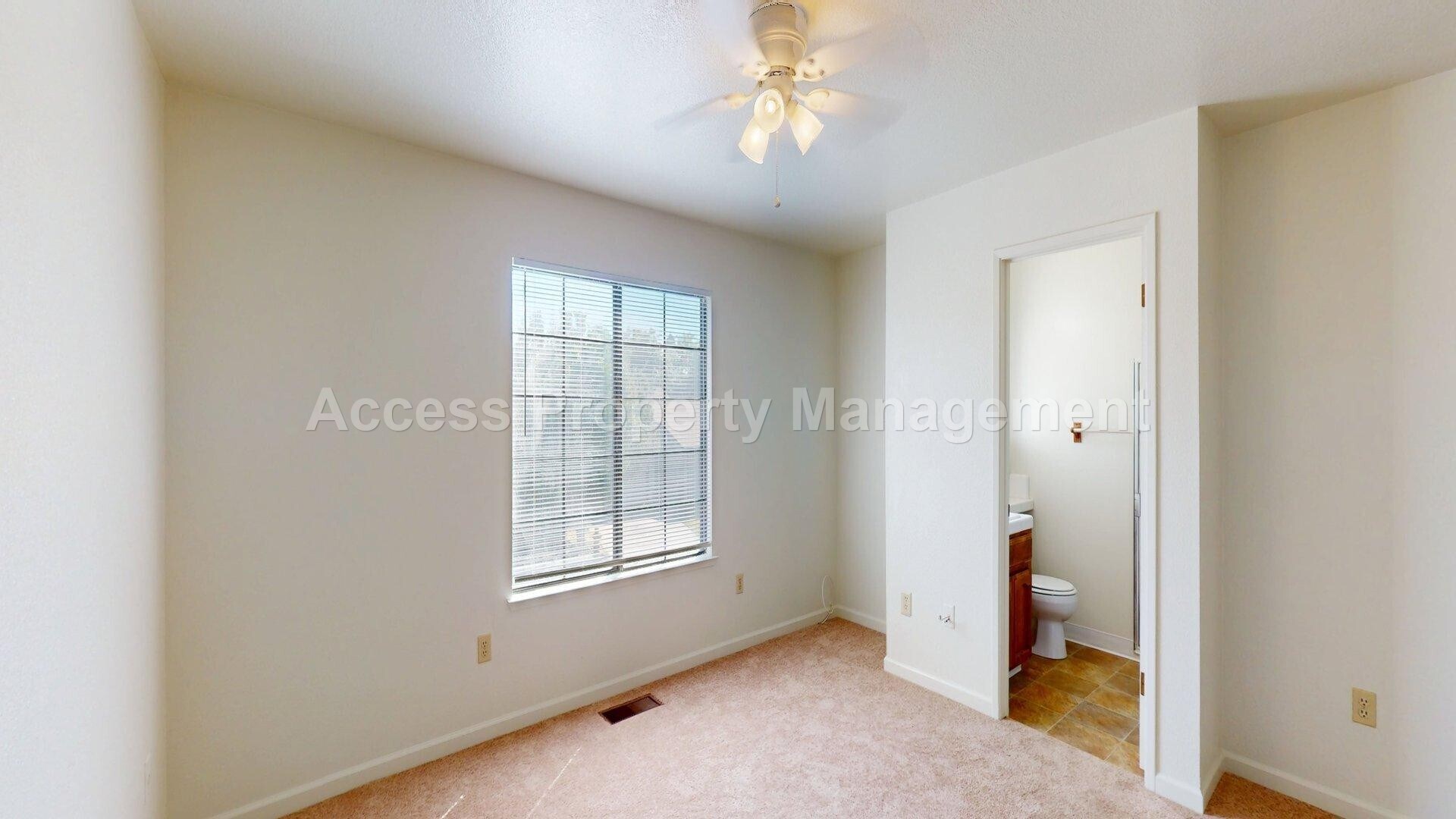 Building Photo - 1535 Springville Way