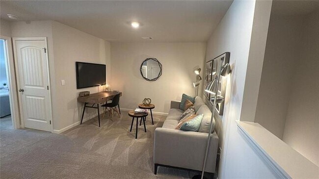 Building Photo - 2485 Poppy Ct