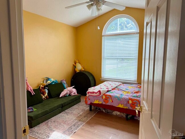Building Photo - 4693 Ridge Pointe Dr