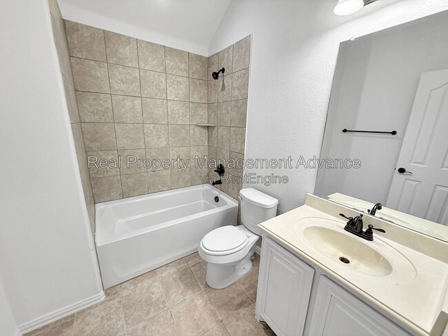 Building Photo - 235 Burnett Dr
