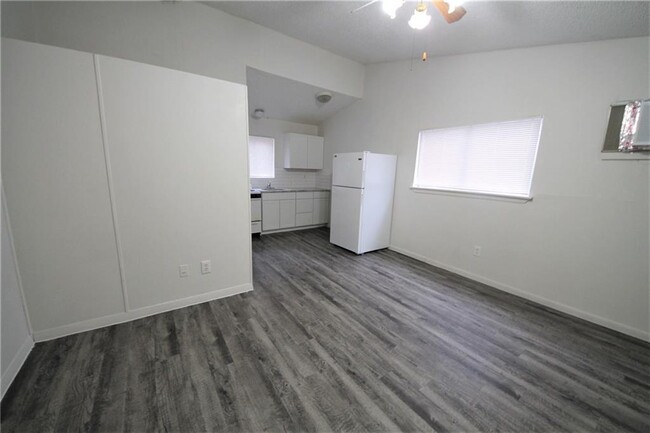 2302 Leon St - 2302 Leon St Austin TX 78705 | Apartment Finder