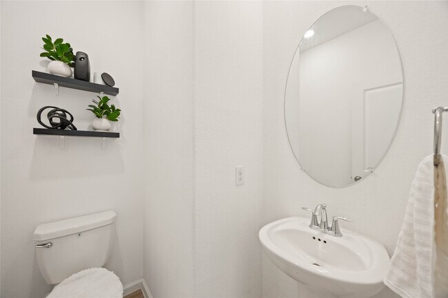 Building Photo - 4238 Redford Valley Rd