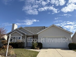 Building Photo - 12020 Wandering Way