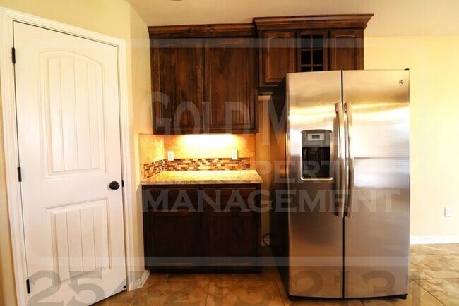 Building Photo - 6009 Cordillera Dr