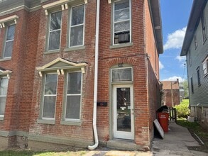 Building Photo - 301 S 13th St