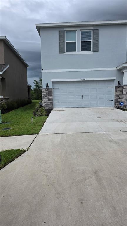 Building Photo - 2320 Stratten Dr
