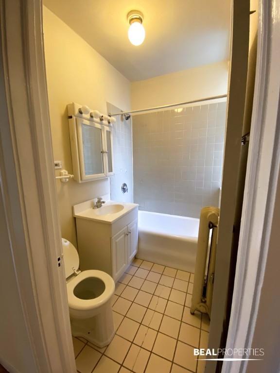 Building Photo - 1 bedroom in CHICAGO IL 60613