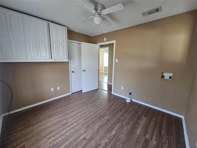 Building Photo - 106 Tumbleweed Dr