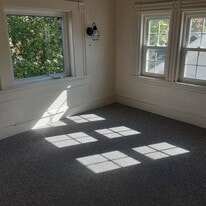 Building Photo - 105 Somerset St