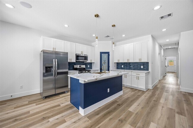 Building Photo - 8531 Rinn St