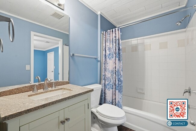 Building Photo - Beautifully Upgraded Top-Floor Condo - Bluffton, SC - Move-In Ready