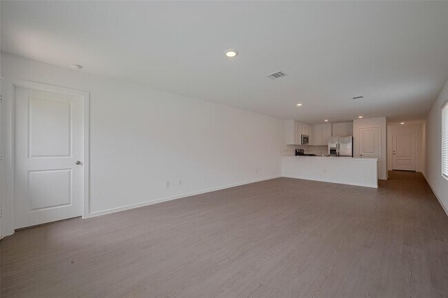 Building Photo - 3037 Dawn Sound Dr