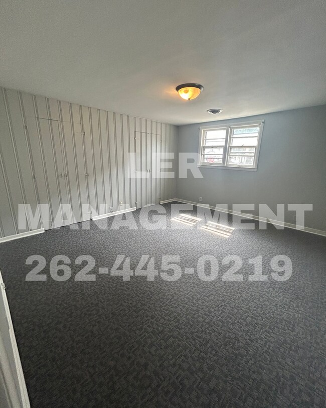 Building Photo - 1510 57th St