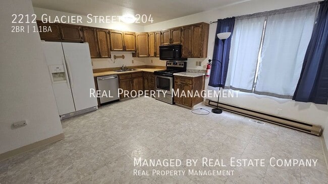 Building Photo - 2212 Glacier St