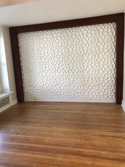 Building Photo - 255 Manning Blvd