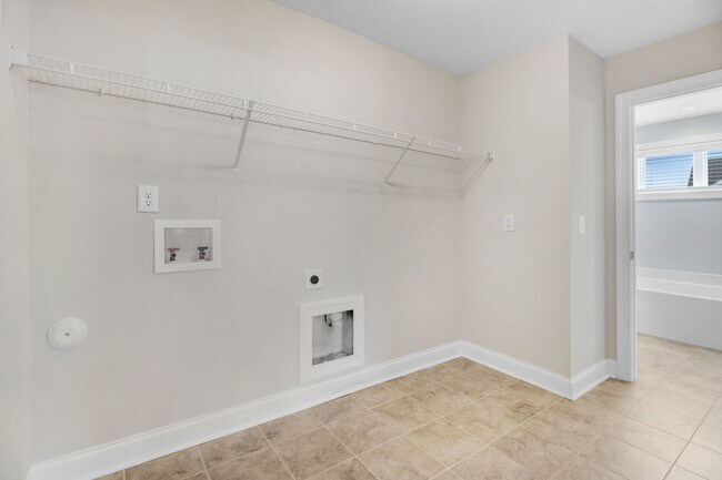 Building Photo - 105 Salmon Ln