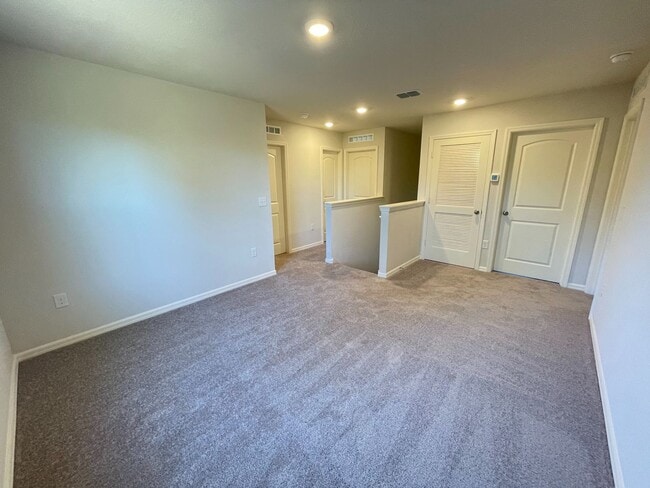 Building Photo - Poinciana Village-1630 Tench Ct Poinciana, FL 34759
