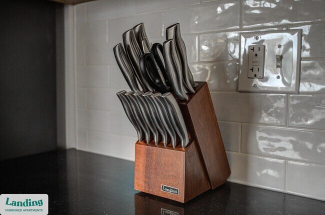 Building Photo - 1999 E Boston St