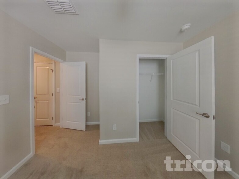 Building Photo - 1302 Harkey Creek Dr