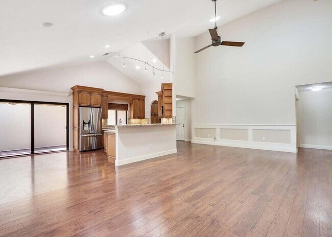 Building Photo - 4126 Birchwood Dr