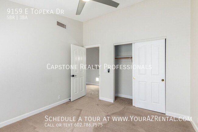 Building Photo - 9159 E Topeka Dr