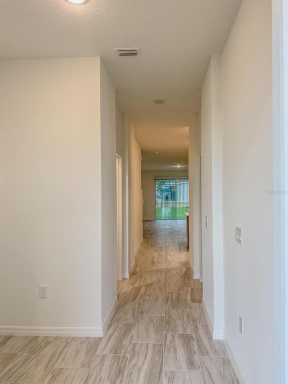 Building Photo - 438 Marion Lp