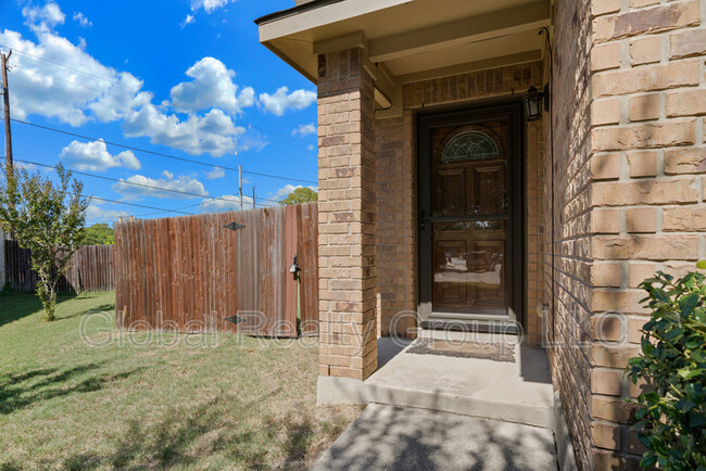 Building Photo - 5803 Avalon Terrace