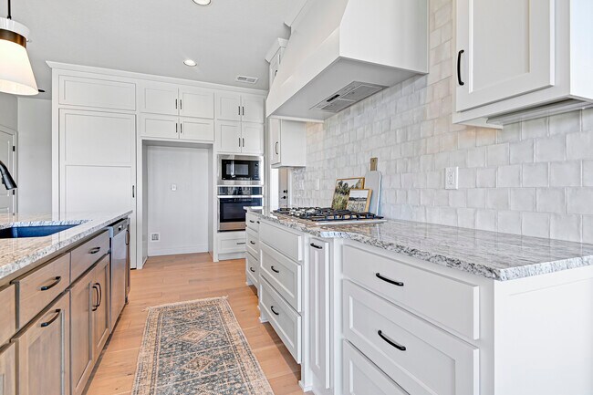 Building Photo - 20600 W 109th Ter