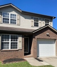 Building Photo - Three Bedroom two and half bath townhome in Cross Lanes