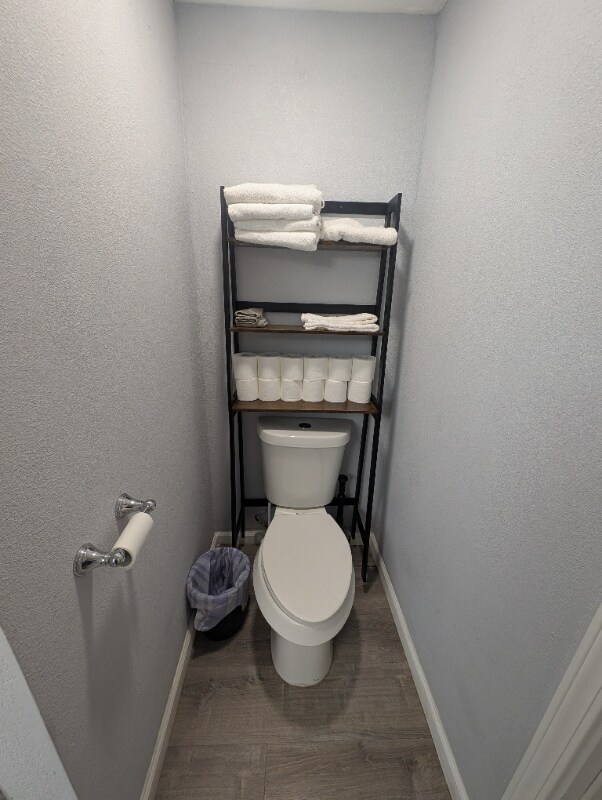 Building Photo - 1303 Colby Ave