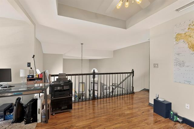 Building Photo - 5213 Quail Creek Dr