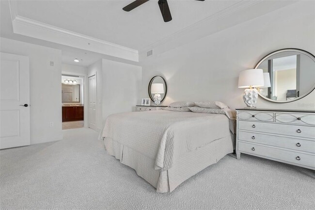 Building Photo - 102 Yacht Harbor Dr