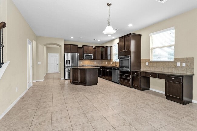 Building Photo - 13405 Clayton Lake Ln