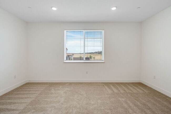 Building Photo - 2024-Built Sacramento Home with Modern Finishes & Private Backyard!