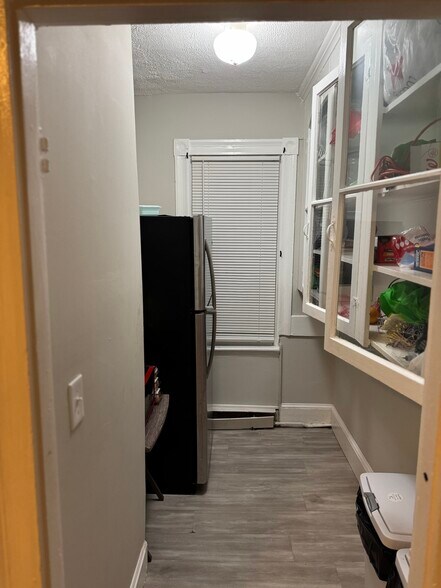 Building Photo - 66 Health Ave