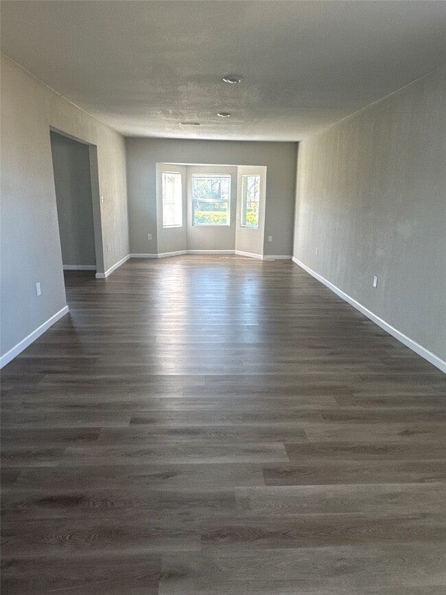 Building Photo - 432 Dr. Martin Luther King Jr. Dr.