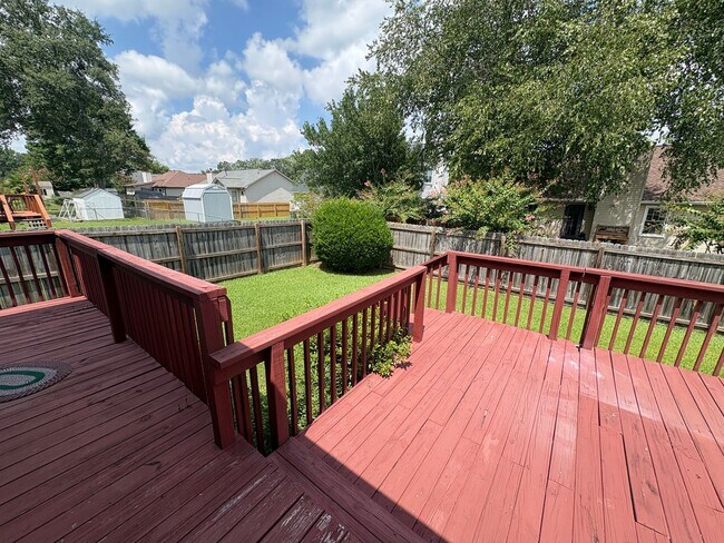 Building Photo - 10 Fortson Way