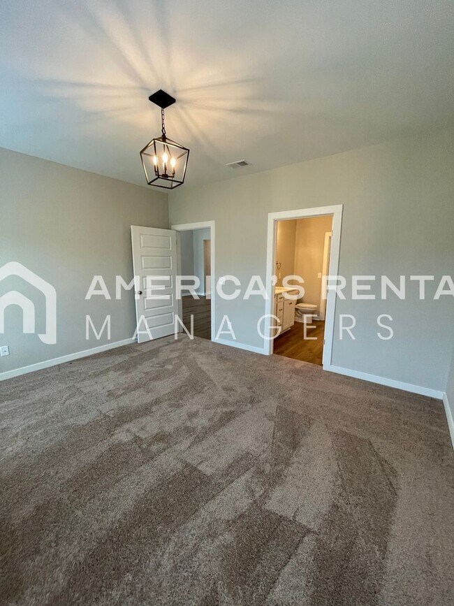 Building Photo - Home for Rent in Brookwood, AL!!! View wit...