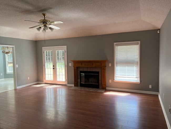 Building Photo - 114 Windmere Dr
