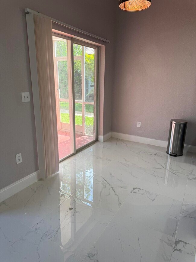 Building Photo - 9831 NW 24th St